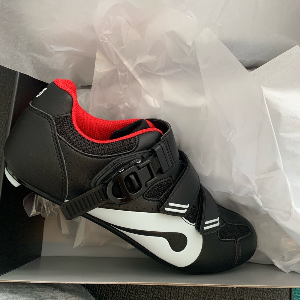 Peloton Cycling Shoes *BRAND NEW*